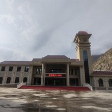夏塔温泉生态大酒店