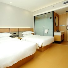 云芮酒店(新乡人民公园|胖东来大胖店)