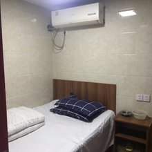 镇江利佳宾馆(高铁站万达广场店)