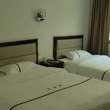 平江革康楼住宿