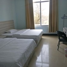 东兴金滩花园酒店