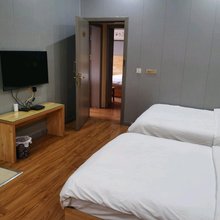 随州街头客房