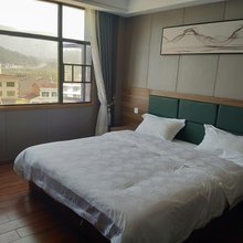 平江维佳酒店