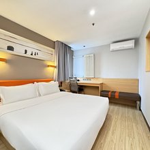 7天优品酒店(青岛五四广场芝泉路地铁站店)