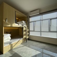 余七青旅