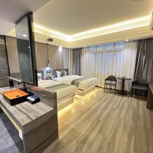 乐东盛泰商务酒店(九所镇店)