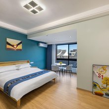 宜兴云水轩河畔观景亲子度假艺宿(窑湖小镇店)