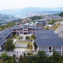 兵心家园酒店(苍溪药文化博览园水上乐园店)