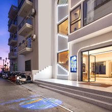 三十三步海边酒店