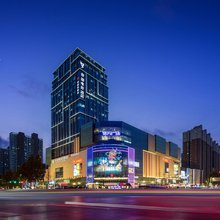 Night Kids丨夜猫电竞酒店(郑州北三环庙李商业中心店)