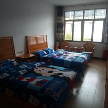 康县清雅阁客栈