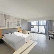 非繁四季酒店(南方国际家世界店)