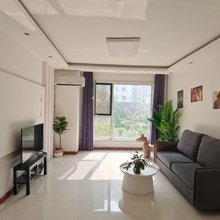 柚子民宿(临沂机场会国际展中心店)
