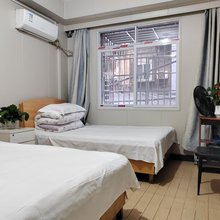 武汉花都酒店(协和医院中山公园地铁站店)