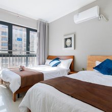 银滩高层海景公寓(广东路1号分店)