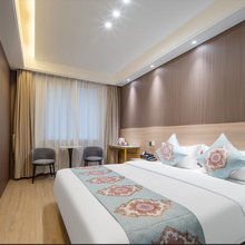 金麦酒店(黄石北站店)