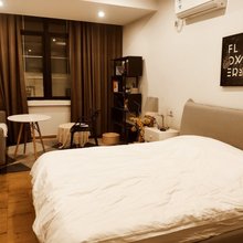 草莓公寓(川六公路分店)
