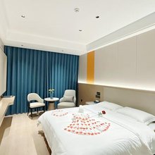 孟定龍腾智能酒店