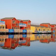 白洋淀欢乐水世界木屋别墅民宿