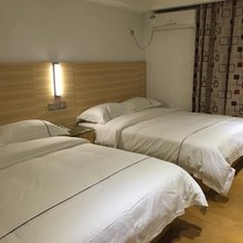 深圳鸿泰商务宾馆(向西村地铁站店)