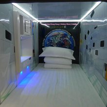 米拉太空舱青年旅社(西安电视塔万象城店)