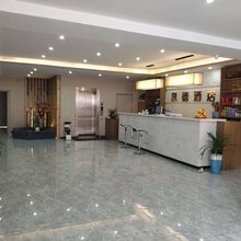 沈丘凯德商务酒店