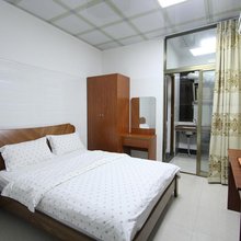 丹尼斯电梯公寓(佛山大沥新都会店)