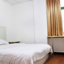 深圳新龙兴宾馆