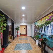 特产上品酒店(郴州友阿国际广场郴州站店)