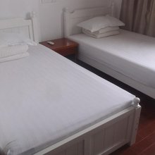 嵊泗艺娜旅馆
