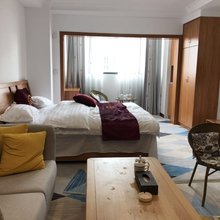 贵阳百赞公寓(贵阳北站店)