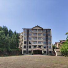 瑞雅达酒店(重庆江津四面山店)
