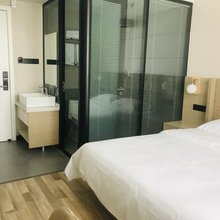 漫之星影院酒店(太原柳巷钟楼街店)