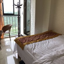 贵阳鸿实民宿(贵阳北站店)