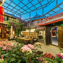 清澈芬芳客栈(束河古镇店)