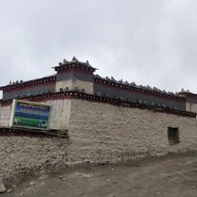 浪卡子普姆雍措家庭旅馆