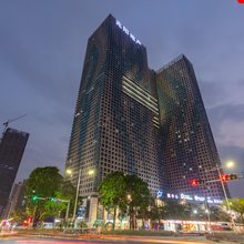 芒果公寓(佛山季华六路地铁站兆阳O立方店)