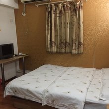鑫鹏宾馆(武汉香港路地铁站店)