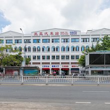 三亚海之蓝水果花房主题客栈
