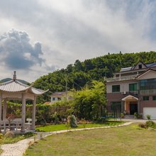 莫干山山边小屋民宿