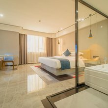 优悦酒店(南宁安吉万达安吉客运站地铁站店)