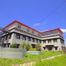 稻城云栖山舍客栈