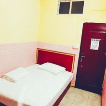 鸿兴住房(广州白云万象汇新市墟地铁站店)