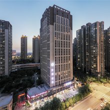 汉庭优佳酒店(西安北站凤城十一路)