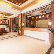 蕉岭鸿华酒店