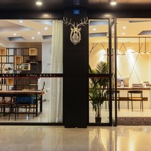 成都鹿鸣之苹酒店