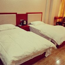 罗田天堂湖畔农家乐
