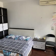 特别小栈日租公寓(上海祁连山南路店)