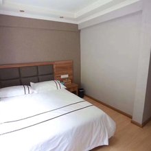 康定龙门客栈