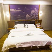 文山蓝圣商务酒店